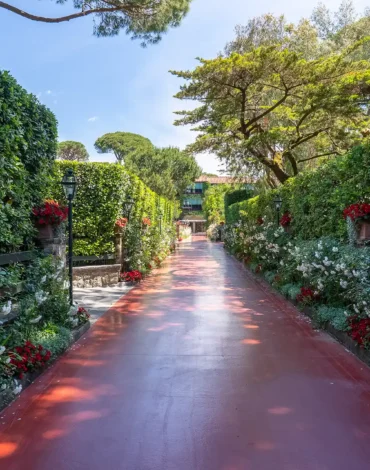 Augustus Hotel & Resort – Un’oasi di lusso nel cuore verde di Forte dei Marmi